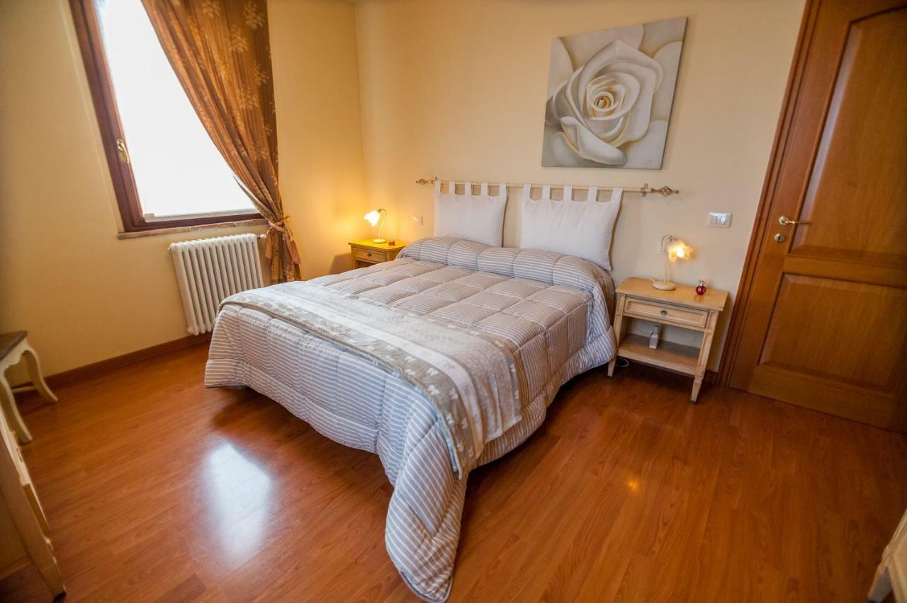 מלון פוטנלאטו Agriturismo Corte Ghiara מראה חיצוני תמונה