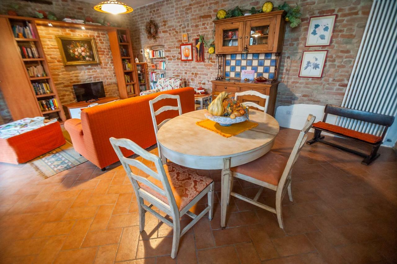 מלון פוטנלאטו Agriturismo Corte Ghiara מראה חיצוני תמונה