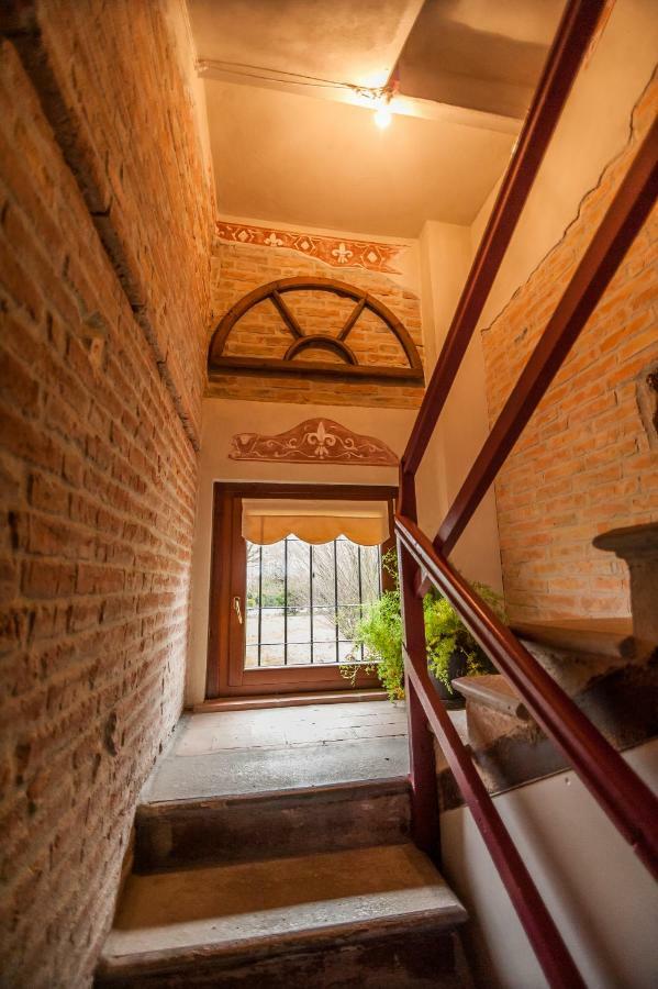 מלון פוטנלאטו Agriturismo Corte Ghiara מראה חיצוני תמונה