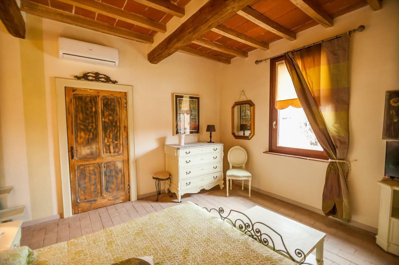 מלון פוטנלאטו Agriturismo Corte Ghiara מראה חיצוני תמונה