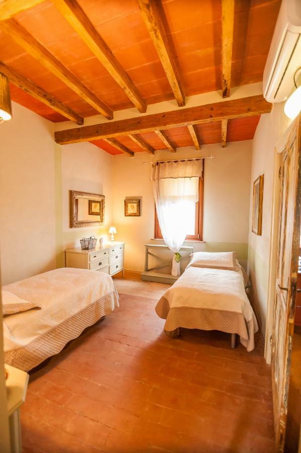 מלון פוטנלאטו Agriturismo Corte Ghiara מראה חיצוני תמונה