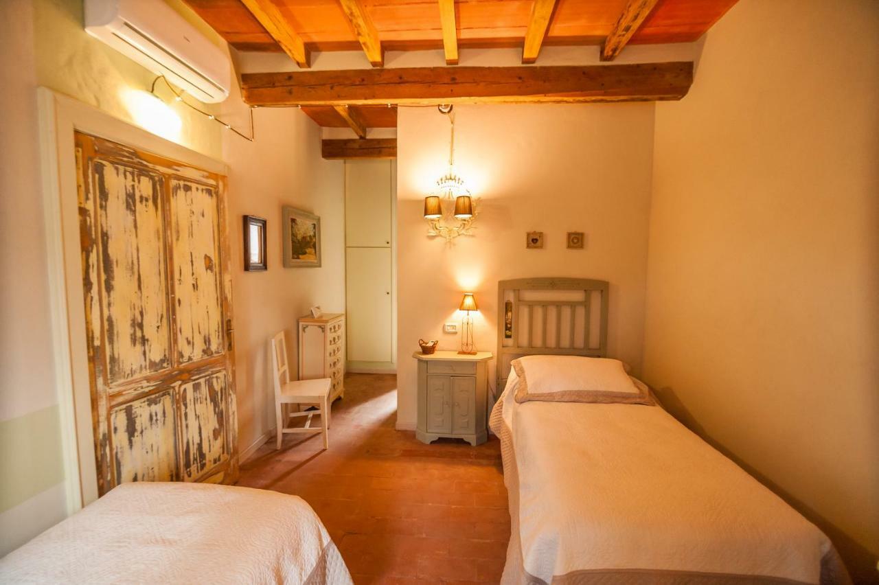 מלון פוטנלאטו Agriturismo Corte Ghiara מראה חיצוני תמונה